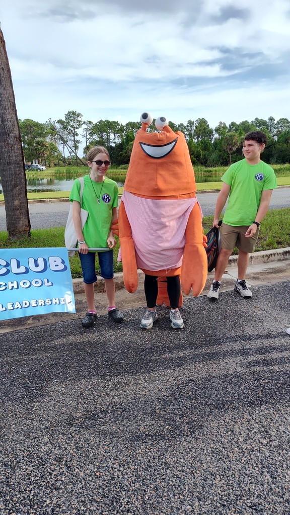 Builders club helping at Seafood Festival