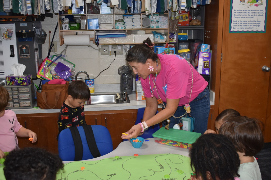 Michelle McClellan teaching students