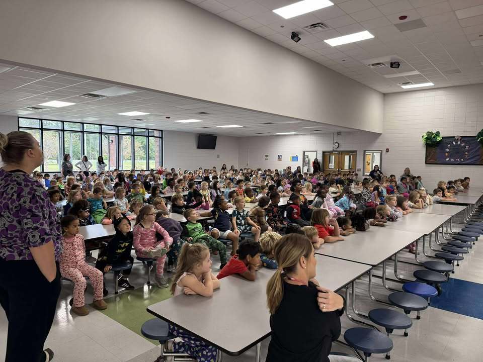 🎭 Theatre Morning at SES! Our K–2 Eagles had the best time watching CCHS Theatre’s performance of The Trial of the Big Bad Wolf this morning! The students were engaged, laughing, and absolutely loving the show.  A big thank you to Mr. Hill and the talented CCHS Theatre students for sharing your hard work, creativity, and time with us. You brought so much joy to our school today! 💙🦅