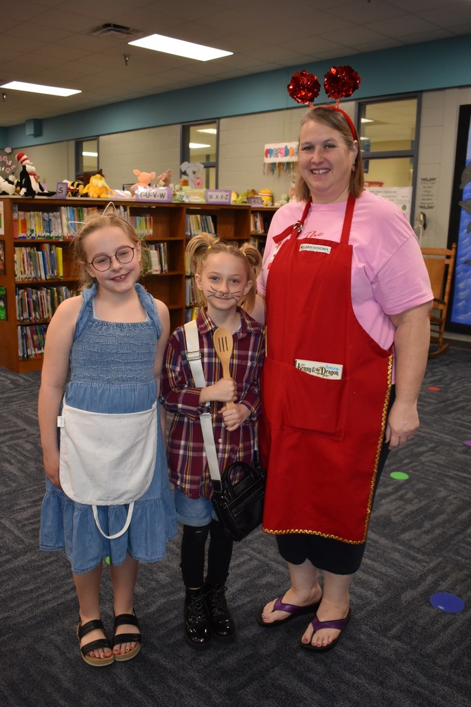 students dress up as mice and teacher as chef