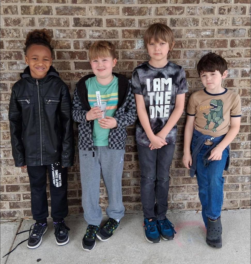 students doing experiment