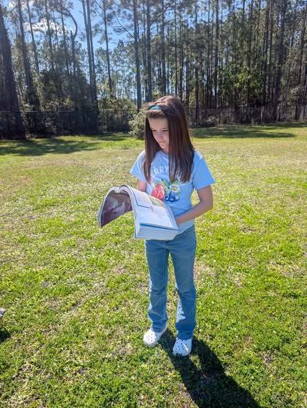 students walking and reading