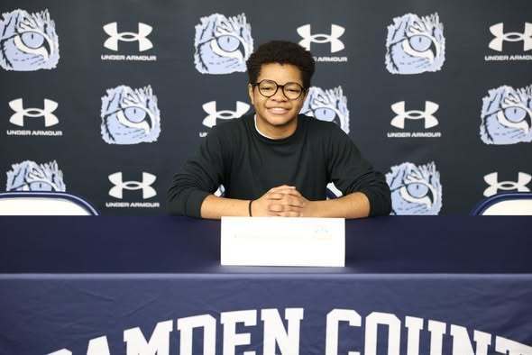 Anneliese Rutherford signing