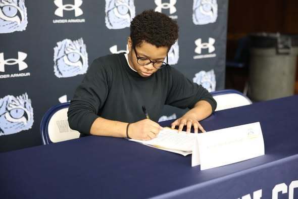 Anneliese Rutherford signing