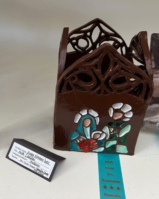 Kiarra Navarro Diaz - Ceramic