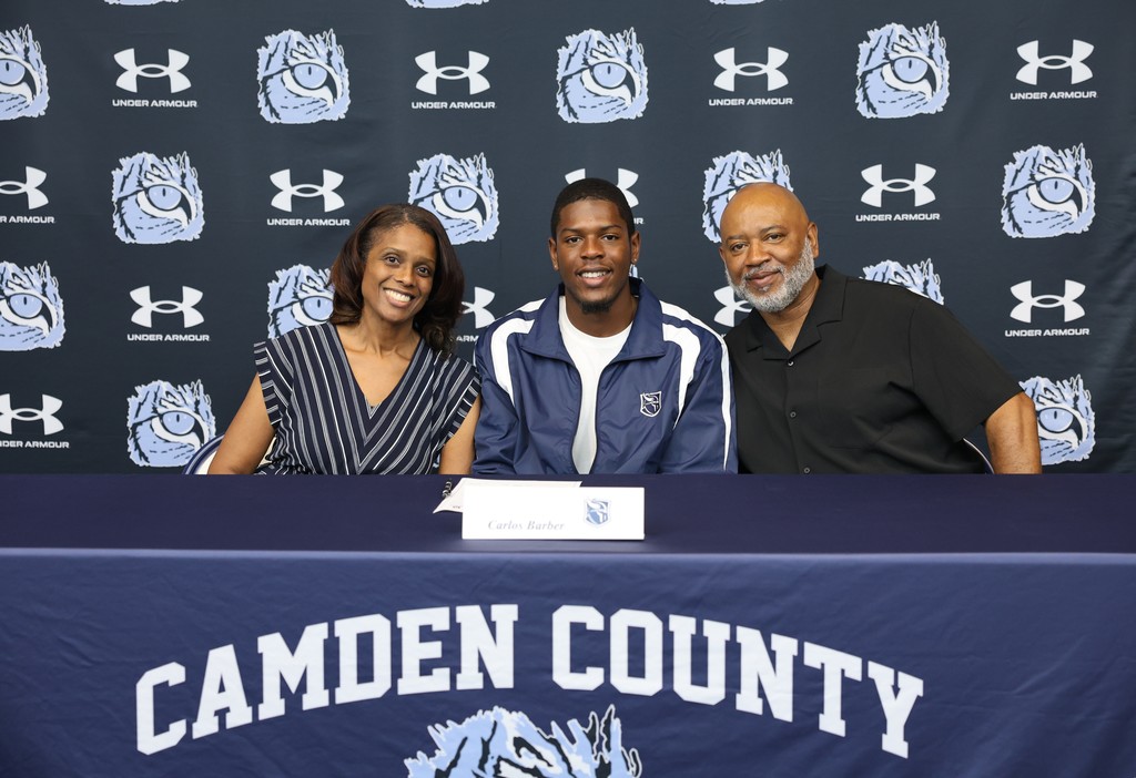 Carlos barber- swim signing photos