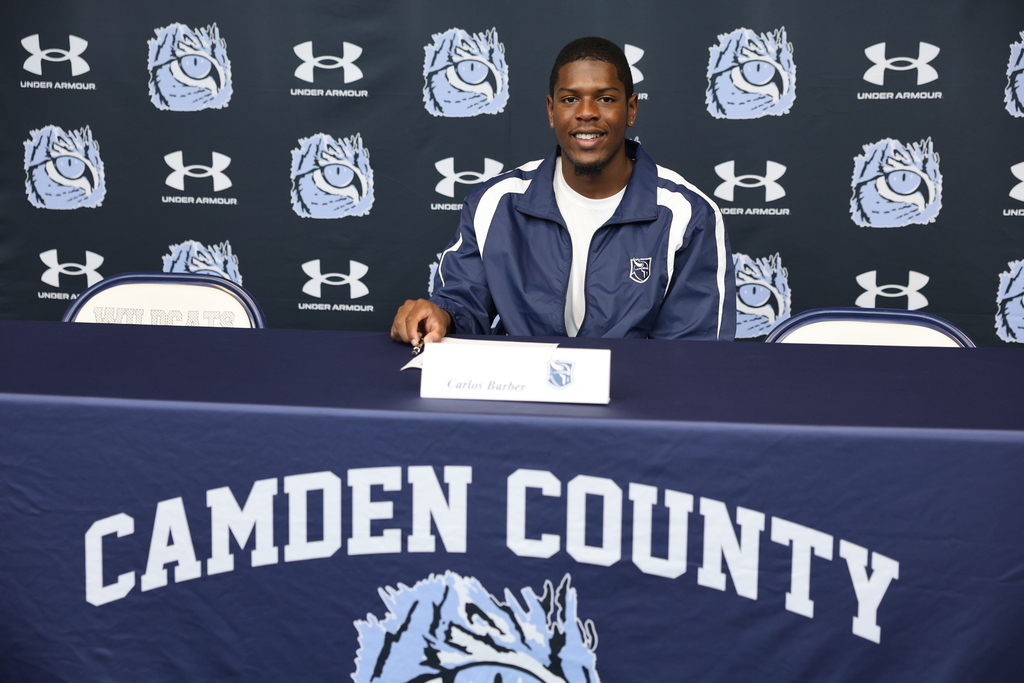 Carlos barber- swim signing photos