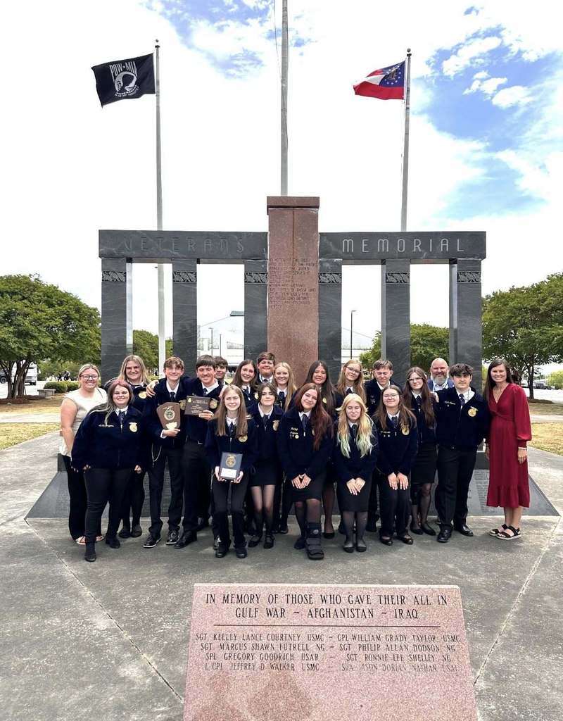 CCHS FFA group photo