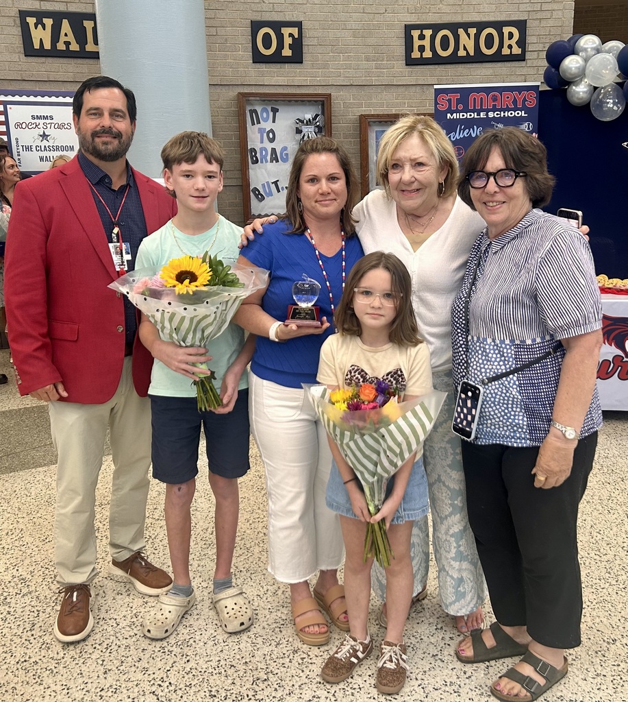 SMMS Teacher of the Year with family and Dr. Lang