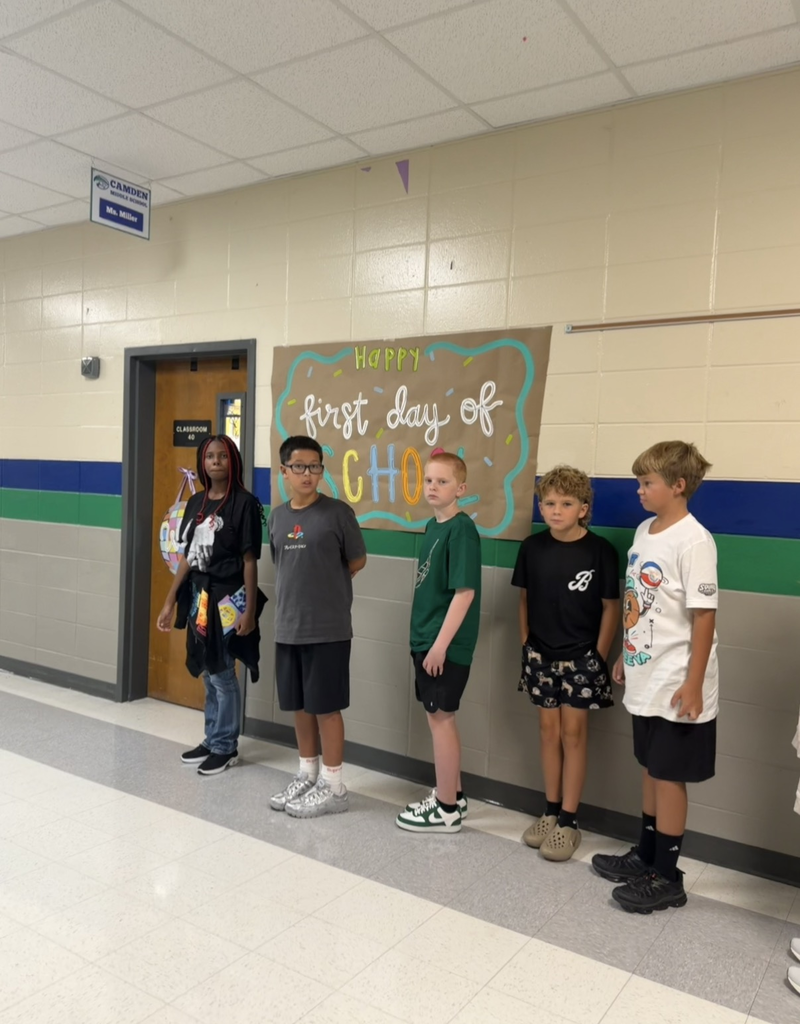 sixth grade students in hallway