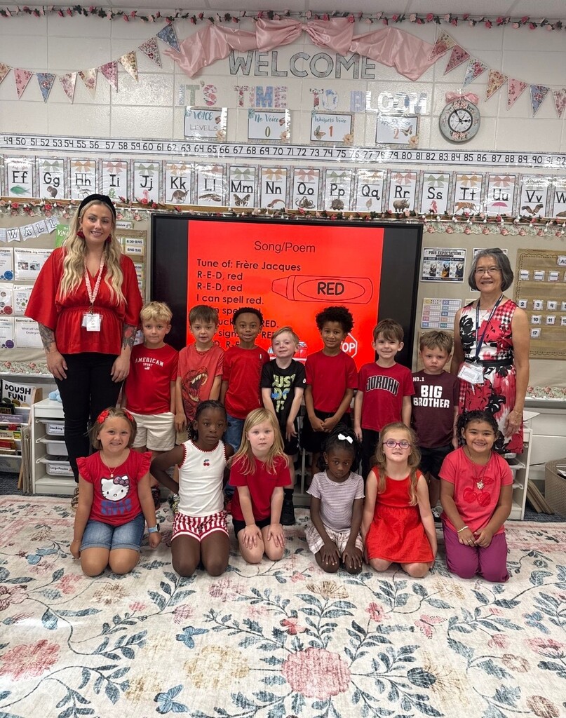 Kindergarteners explored the vibrant world of color this week through hands-on activities, themed projects, and exciting science experiments.