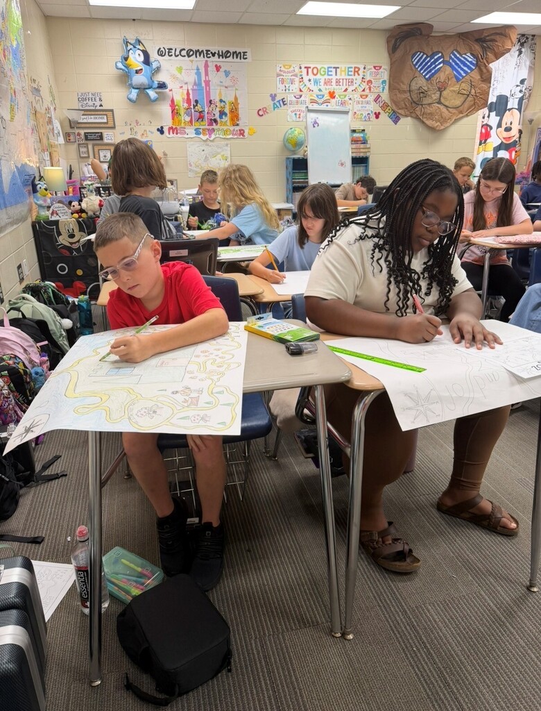 Students in 6th grade creating maps