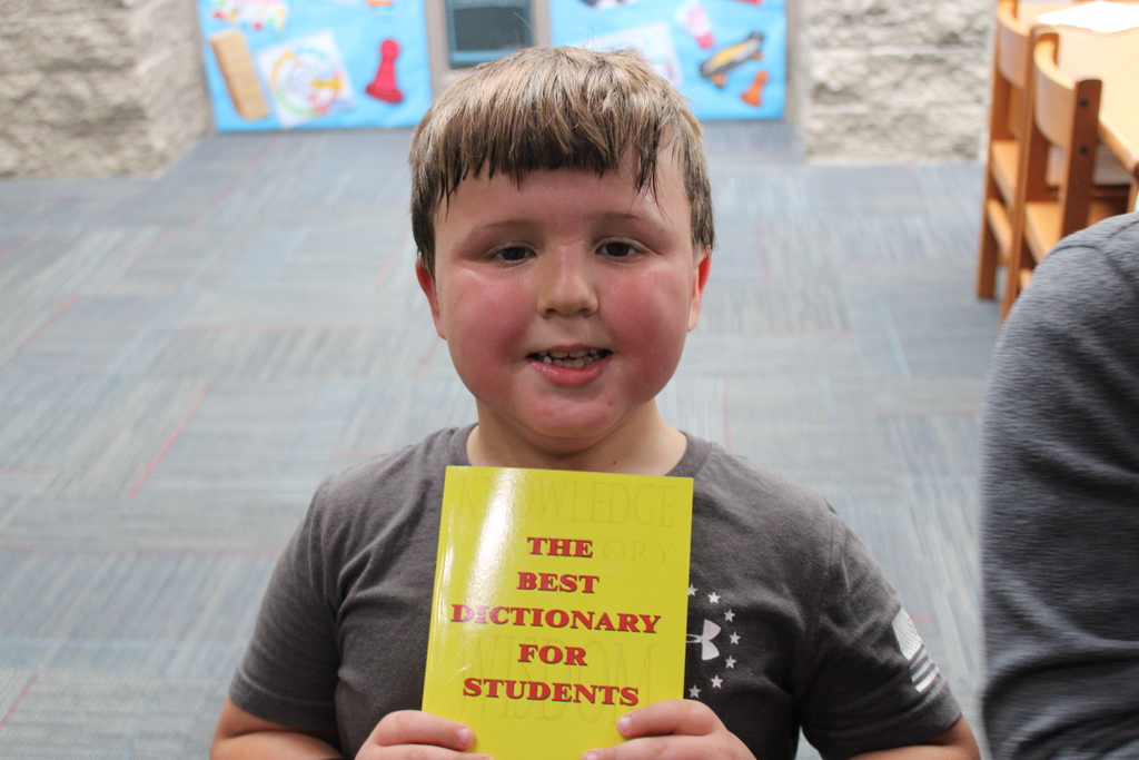 3rd graders received dictionaries from Kiwanis