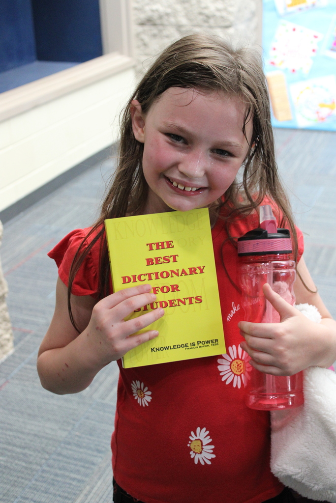3rd graders received dictionaries from Kiwanis