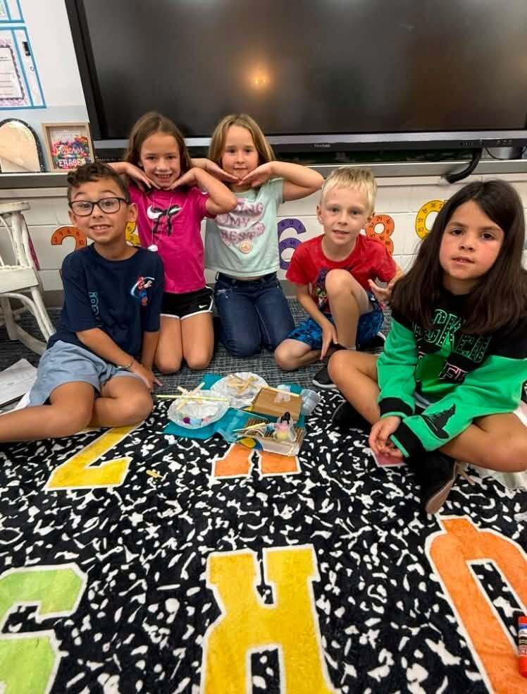 🐾 Mini-engineers on the move! Last week, our Kingsland Elementary School first graders dove into science standards with a hands-on STEM Shelter Challenge. After exploring essential animal survival needs, students stepped into the shoes of engineers to design and build safe, custom shelters for their animals! 🛠️ mini-engineers, big ideas!