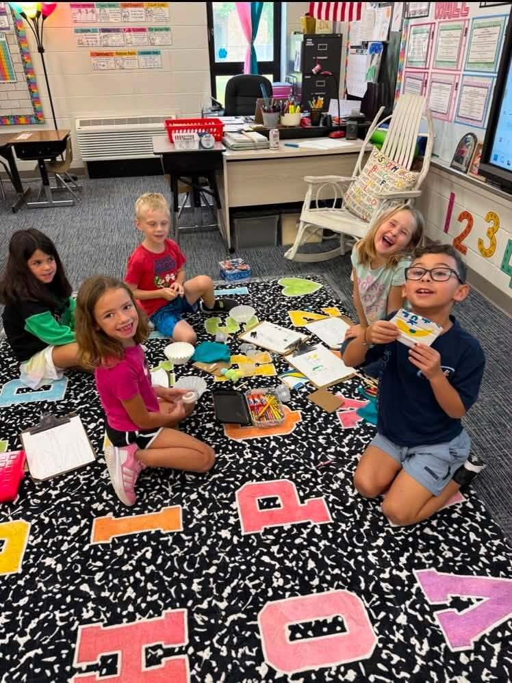 🐾 Mini-engineers on the move! Last week, our Kingsland Elementary School first graders dove into science standards with a hands-on STEM Shelter Challenge. After exploring essential animal survival needs, students stepped into the shoes of engineers to design and build safe, custom shelters for their animals! 🛠️ mini-engineers, big ideas!