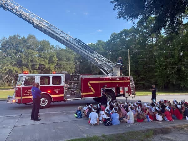 MLCES Community Helpers