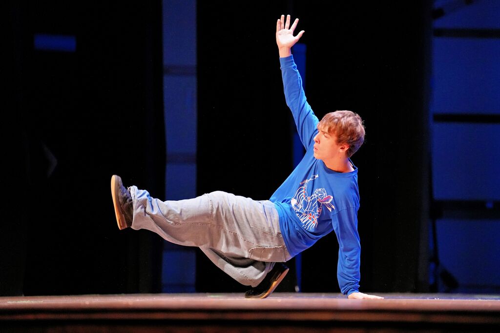 Mr. wildcat contestant