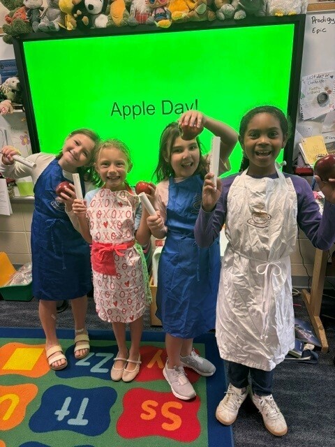 Apple day girls