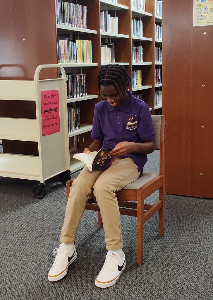 Jamal Brown reading an excerpt from his book 