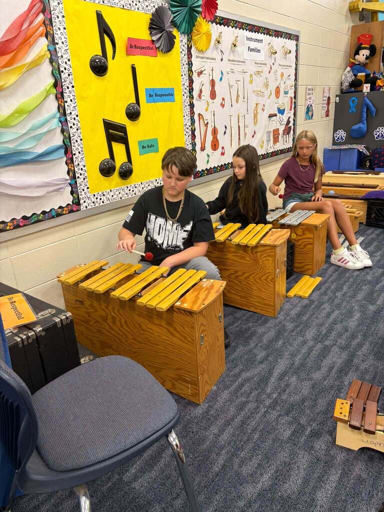 🎶 Rhythm is in the air at Woodbine Elementary! Crawfish are tuning up, dialing in their beats, and making pure magic together in music class this week. 🥁✨ From picking up new instruments to learning how every voice and note fits together, our little Crawfish are showing off some serious teamwork and big talent. Listening to these songs come to life in the hallways has been an absolute joy! 🎺🎨 Keep shining bright and making sweet music, Woodbine! 🌟 mini-musicians rock! 🪵🦞❤️ #BElieveinCAMDEN #WeAreCamden