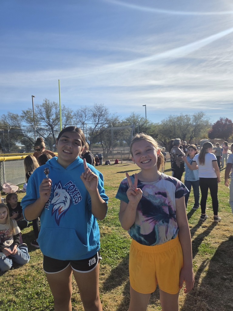5th Grade 1st and 2nd place girls Turkey Trot Winners