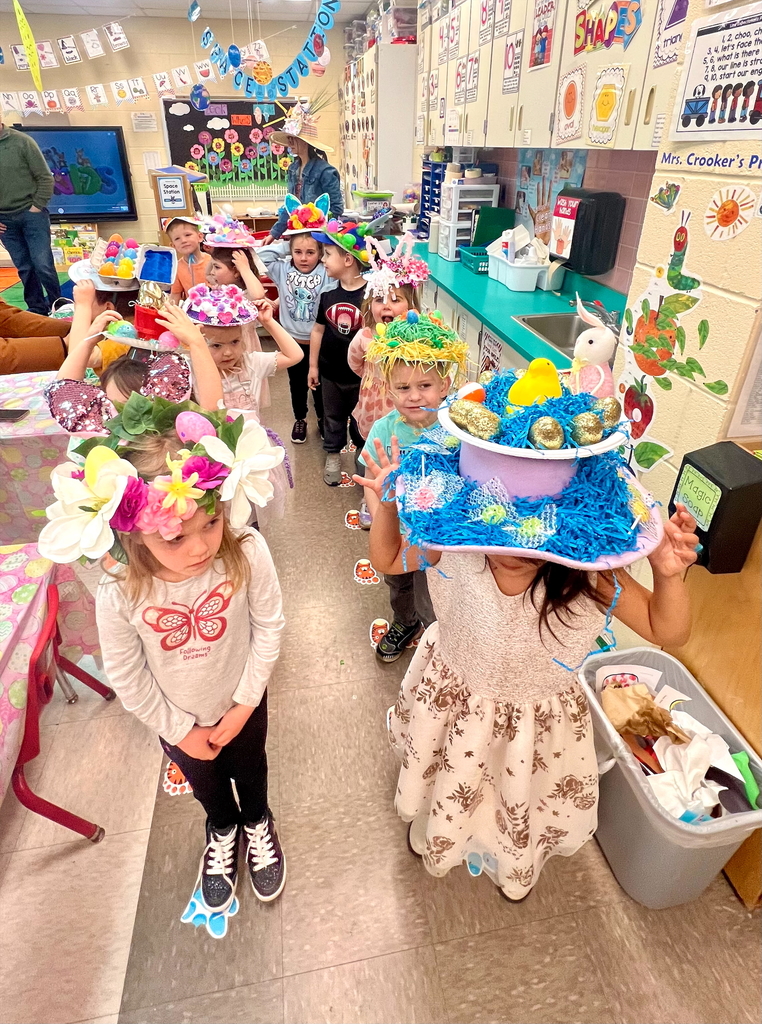 Students dressed up with Easter bonnet Hats