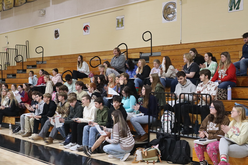 Students participate in the Balanced Life program brought to the school by Ozark Federal Credit Union.