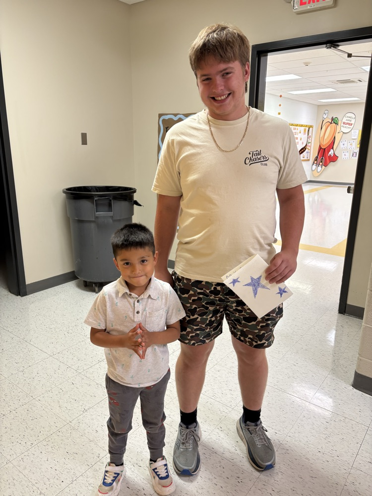 Lawson Bledsoe with his kindergartener.
