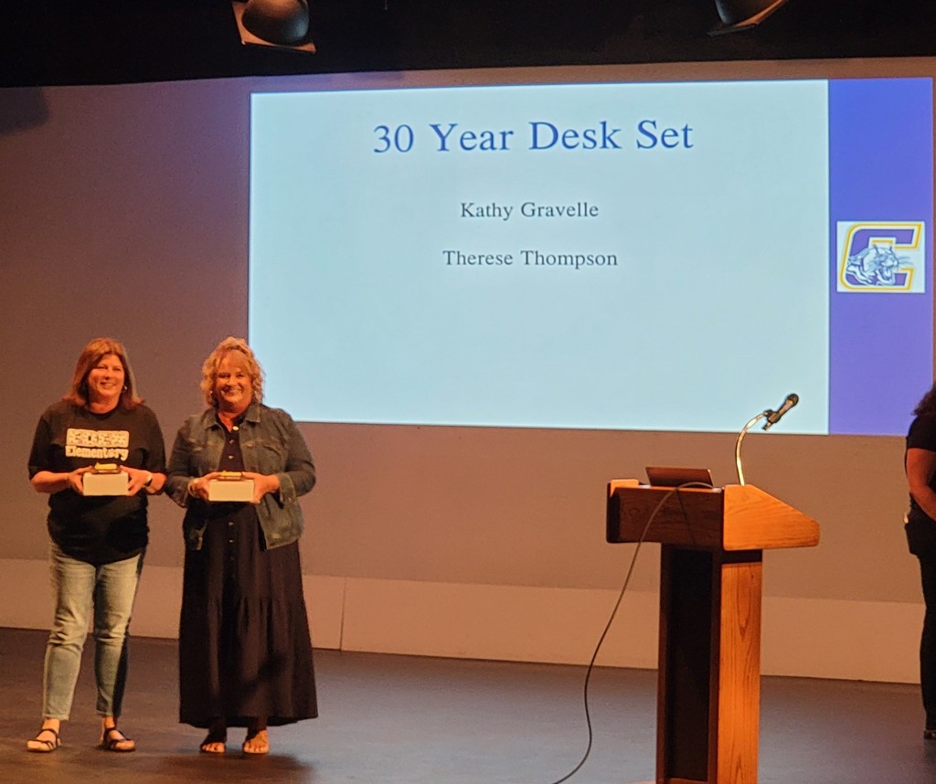 Picture of 30 year service awards Kathy Gravelle and Therese Thompson