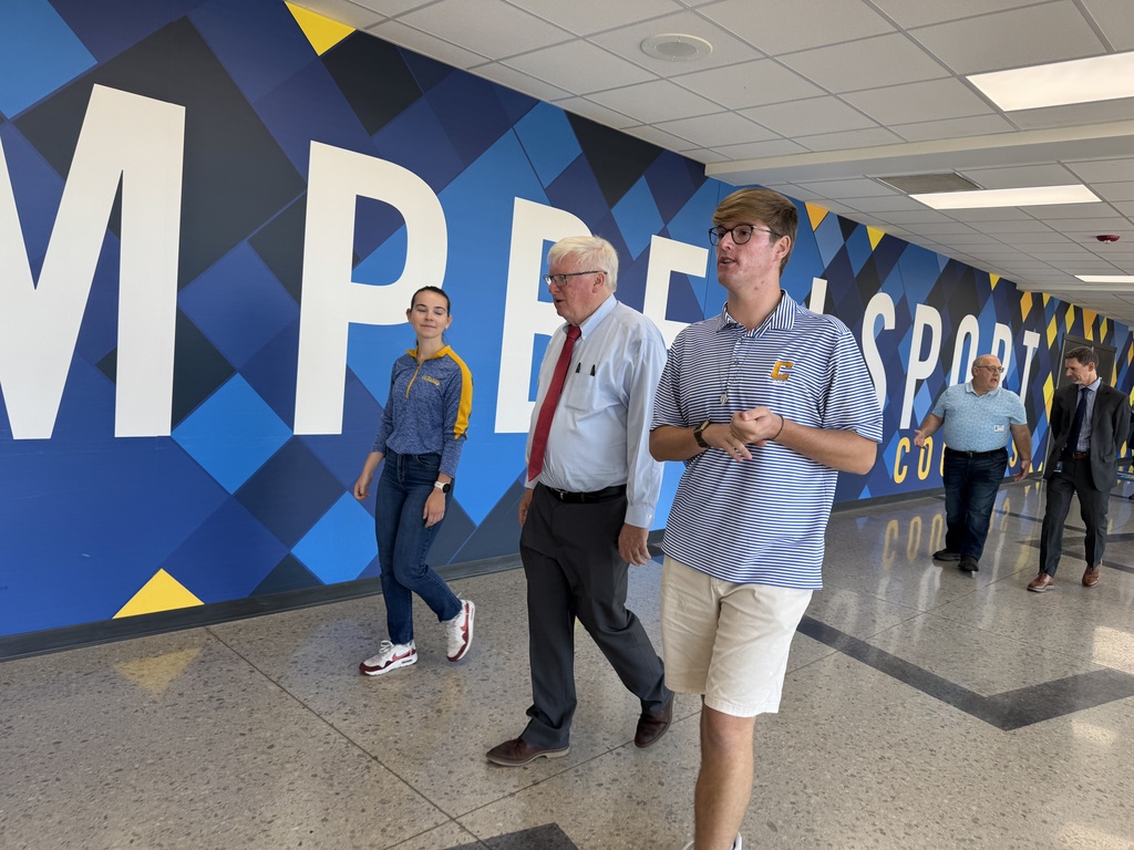 Congressman Grothman gets a tour from CHS seniors and meet with CSD admin and board members. 