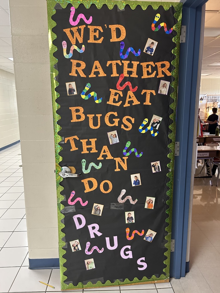 Door decorating contest