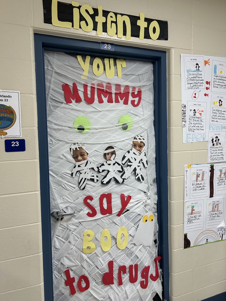 Door decorating contest
