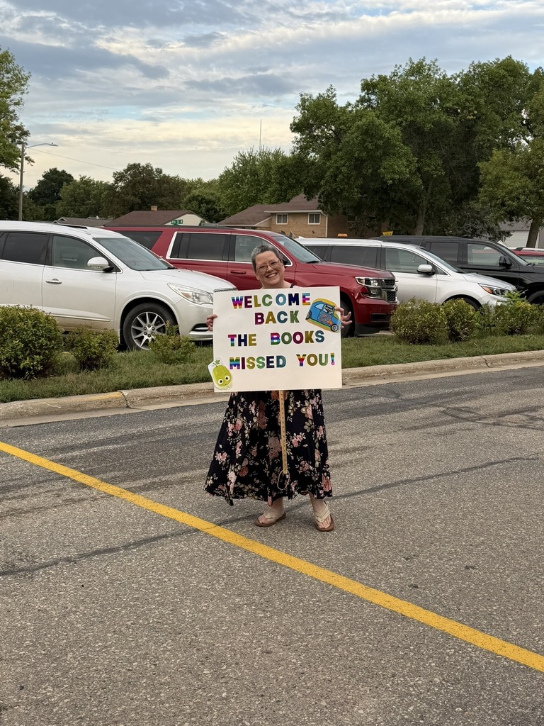 Betsy the librarian welcoming students