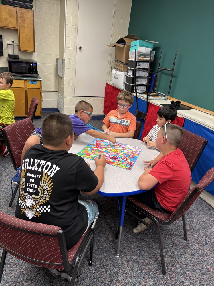 kids playing monopoly 5