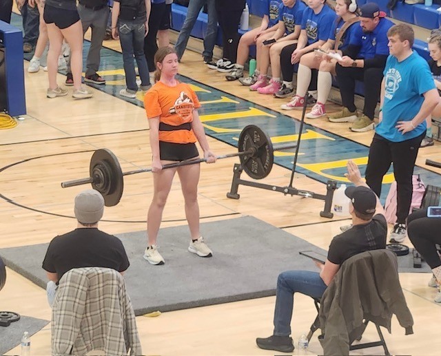One of three attempts of Katelyn Bond's deadlift.