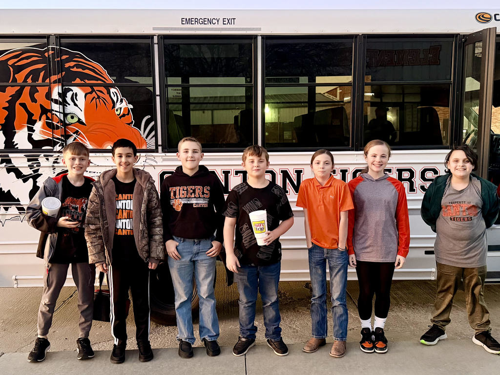 team.  not pictured:  Ryler Jones & Ezri Holsapple