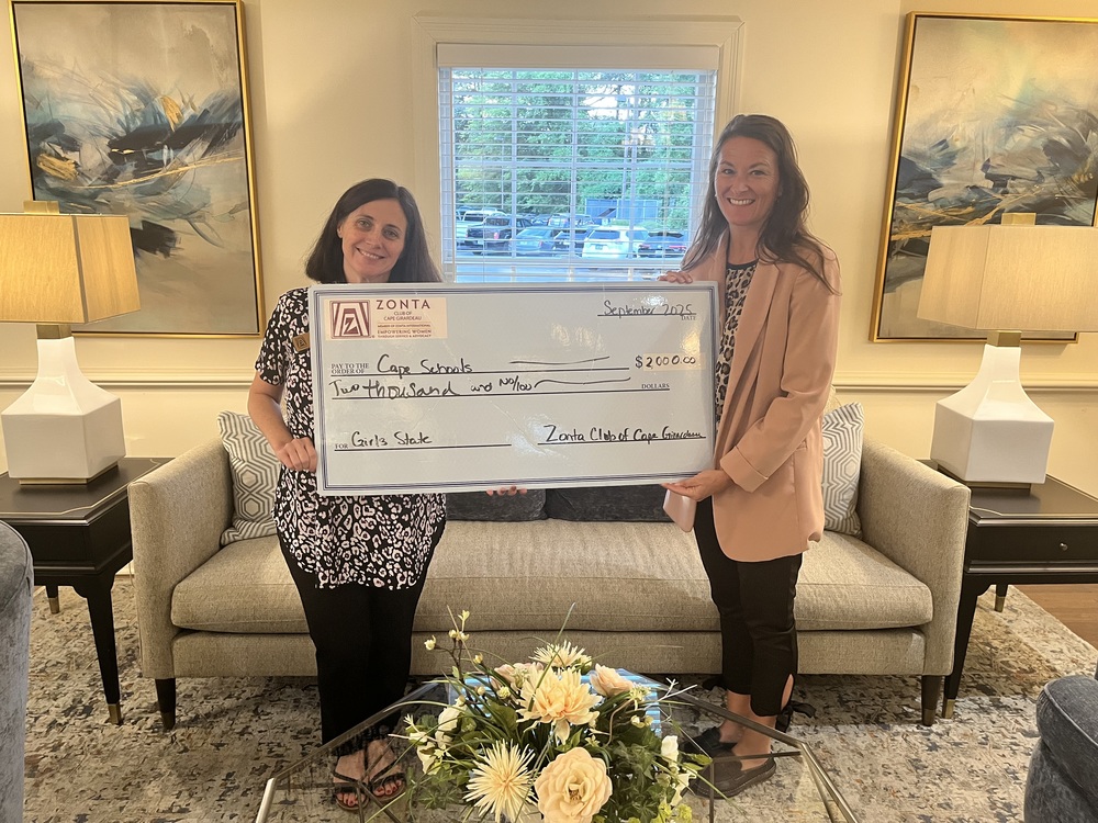 Zonta Donates