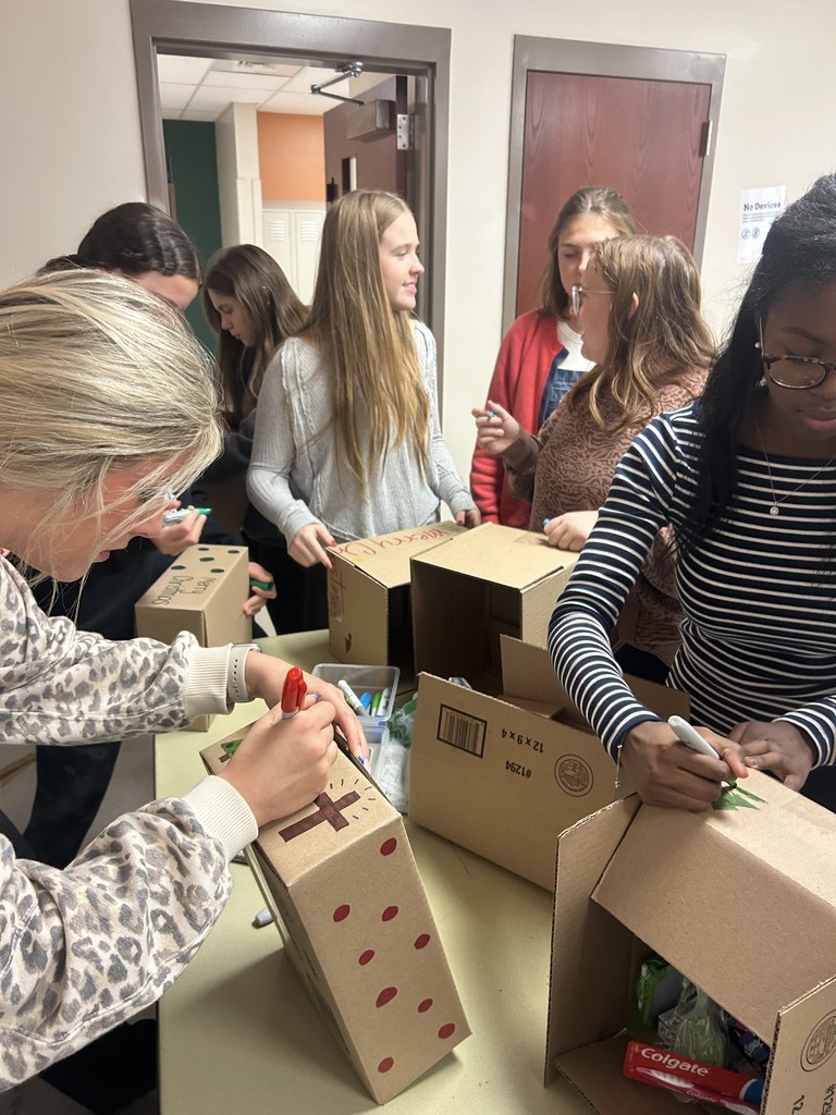 members decorated the boxes