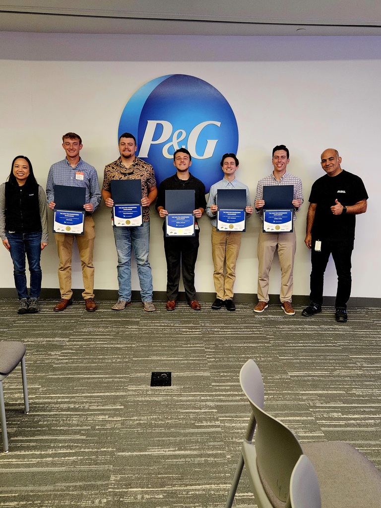 P & G Scholarship winners