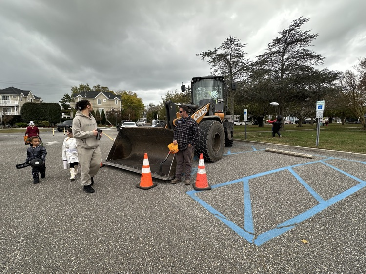 CMCES trunk or treat 