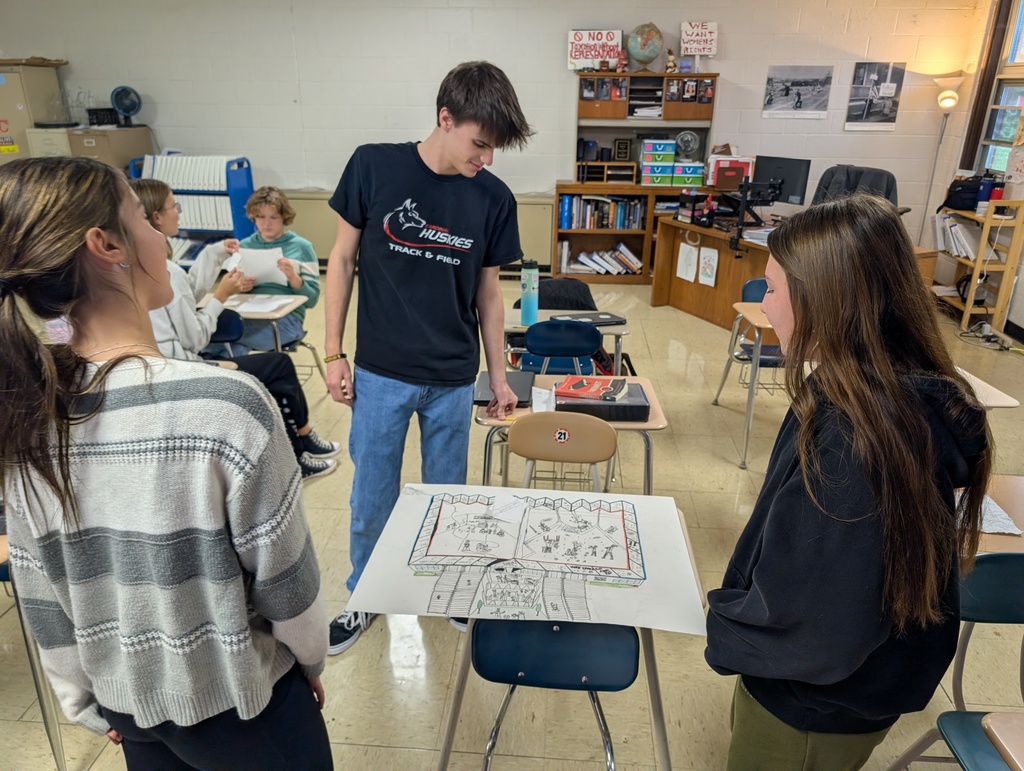 Mr. Kruse's Government Class created board games to show their knowledge of the branches of Government! 