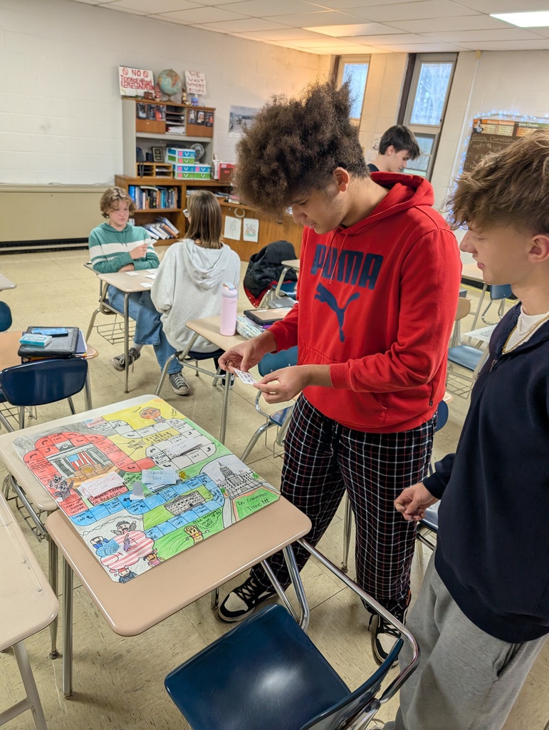 Mr. Kruse's Government Class created board games to show their knowledge of the branches of Government! 