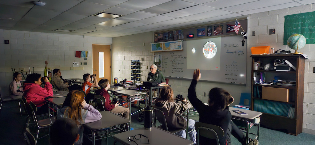 Geauga County Park District visited our elementary school to share hands-on lessons all about space, planets, constellations, and more with our fifth grade students.