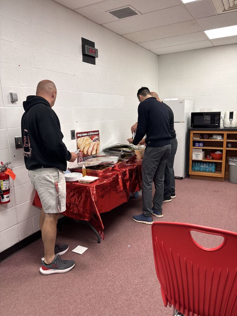 Vinny's provides lunch for teacher appreciation week at the high school.