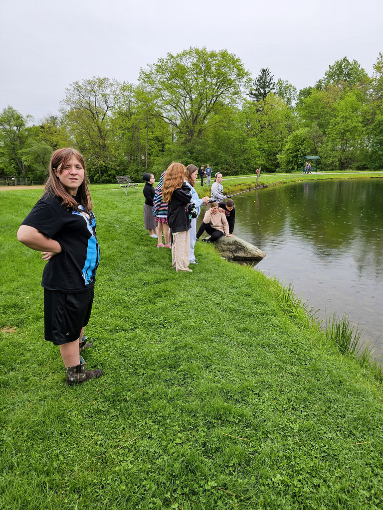 6th-grade field trip to Mineral Lake Park for a chance to fish and get outdoors!