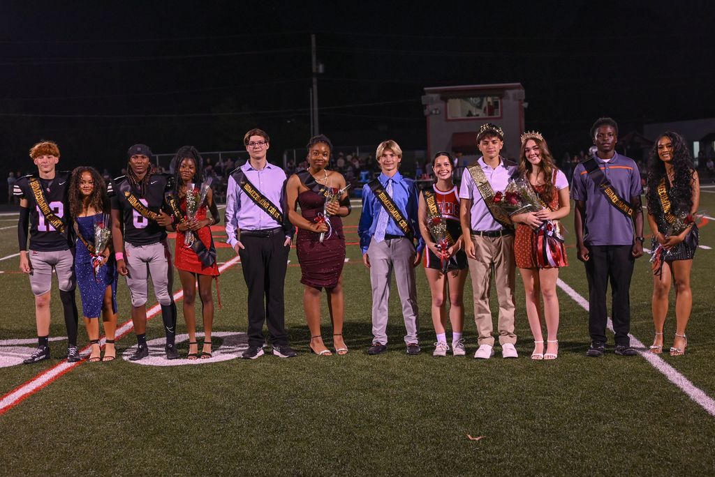 2025 CRHS Homecoming King & Queen