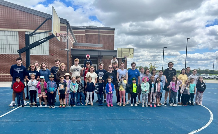 The mentors with Mrs. Wentling’s class
