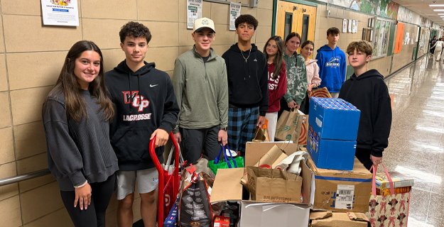 Carle Place Key Club holds successful food drive