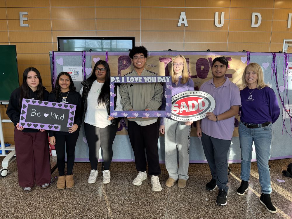 Carle Place Middle/High School celebrates P.S. I Love You Week